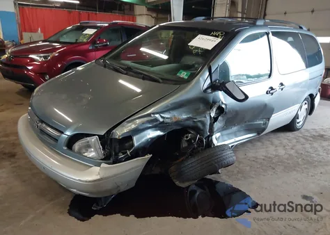 2000 Toyota Sienna Xle z USA, uszkodzony, nr VIN 4T3ZF13CXYU299988